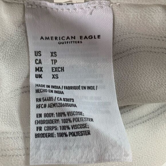 AMERICAN EAGLE Wide Leg Cropped Embroidered Crochet Beach Pants Black Stripe XS - Picture 12 of 15